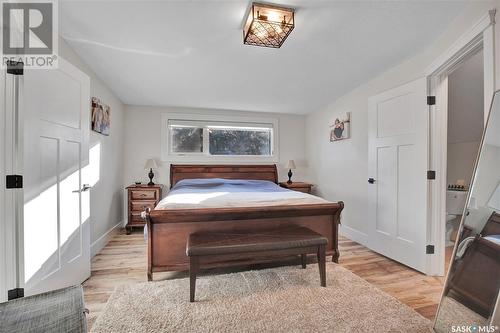 108 Saskatchewan Crescent W, Saskatoon, SK - Indoor Photo Showing Bedroom