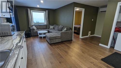 472 Pine Cone Road, Skead, ON - Indoor Photo Showing Living Room