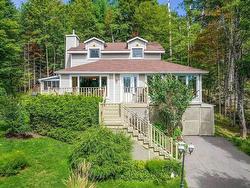 1914 Ch. de la Gare  Val-Morin, QC J0T 2R0