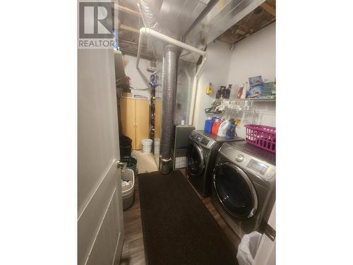 11003 105 Avenue, Fort St. John, BC - Indoor Photo Showing Laundry Room