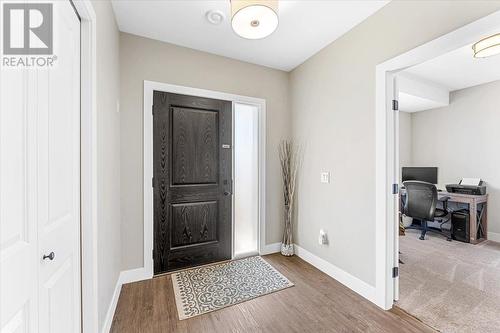 2608 Paramount Drive, West Kelowna, BC - Indoor Photo Showing Other Room