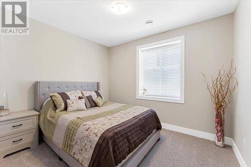 2608 Paramount Drive, West Kelowna, BC - Indoor Photo Showing Bedroom