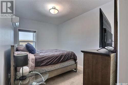 405 2641 Woodbridge Drive, Prince Albert, SK - Indoor Photo Showing Bedroom