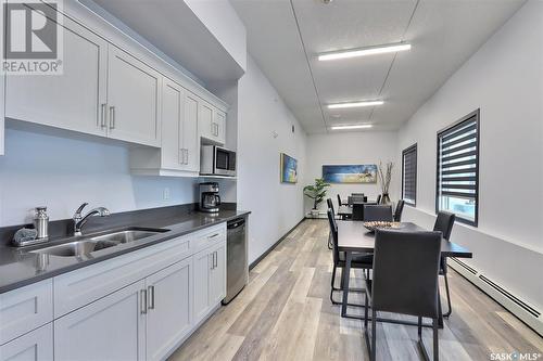 405 2641 Woodbridge Drive, Prince Albert, SK - Indoor Photo Showing Kitchen With Double Sink