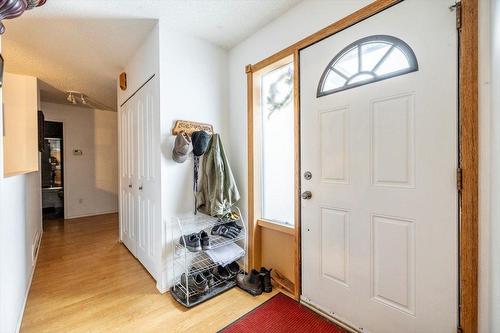59 Cassiar Drive, Elkford, BC - Indoor Photo Showing Other Room
