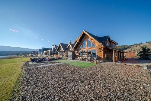 1676 Koocanusa Lake Drive, Newgate, BC - Outdoor