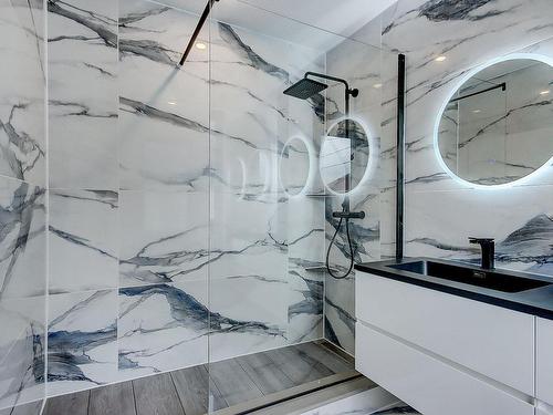 Salle de bains attenante Ã  la CCP - 77 Rue De La Canadienne, Saint-Jean-Sur-Richelieu, QC - Indoor Photo Showing Bathroom