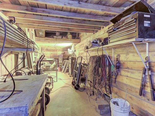 Garage - 58 Ch. Hudson, Grenville-Sur-La-Rouge, QC - Indoor Photo Showing Basement