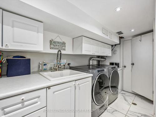 118 Wheeler Ave, Toronto, ON - Indoor Photo Showing Laundry Room