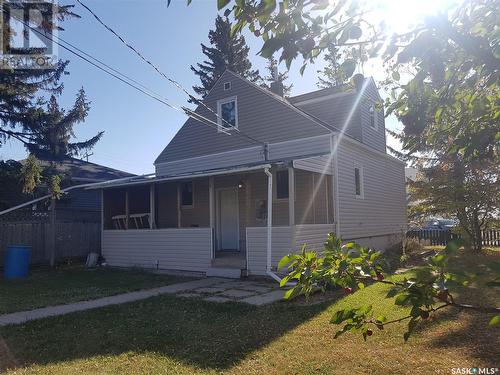 208 Railway Avenue, Stoughton, SK - Outdoor