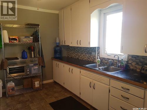 208 Railway Avenue, Stoughton, SK - Indoor Photo Showing Kitchen With Double Sink