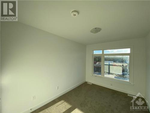 2325 Goldhawk Drive, Ottawa, ON - Indoor Photo Showing Other Room