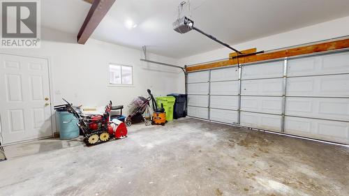 55 Parkview Ct, Sault Ste. Marie, ON - Indoor Photo Showing Garage