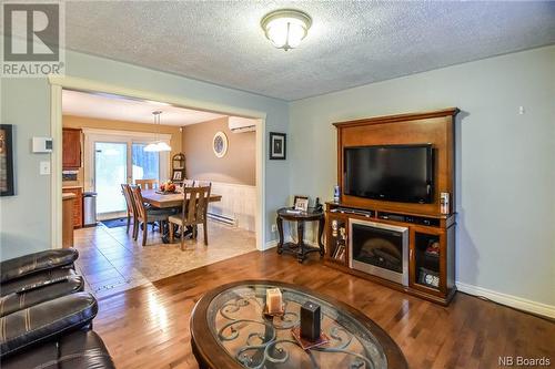 578 Rue Pascal, Tracadie, NB - Indoor Photo Showing Living Room