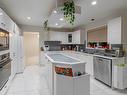 Kitchen - 9049 Crois. Rimouski, Brossard, QC  - Indoor Photo Showing Kitchen With Double Sink 