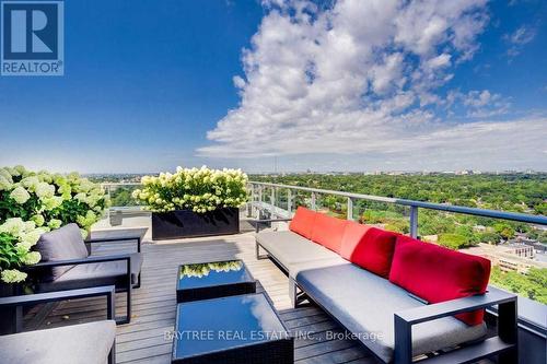 #404 -58 Orchard View Blvd, Toronto, ON - Outdoor With View