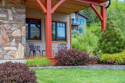 922 Redstone Drive, Rossland, BC - Outdoor