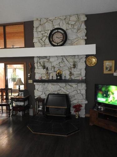 3745 Highway 97A, Armstrong, BC - Indoor With Fireplace