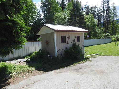 3745 Highway 97A, Armstrong, BC - Outdoor