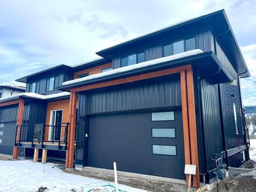 108 Abbey Road, Princeton, BC - Indoor Photo Showing Other Room