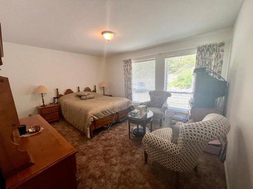 1698 Princeton Summerland Road, Princeton, BC - Indoor Photo Showing Bedroom