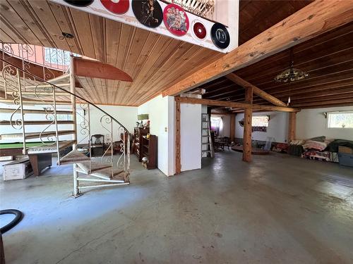 2410 Trinity Valley Road, Enderby, BC - Indoor Photo Showing Garage