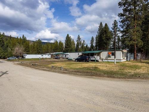 85 Ernest Avenue, Beaverdell, BC - Outdoor