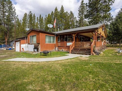 85 Ernest Avenue, Beaverdell, BC - Outdoor With Deck Patio Veranda