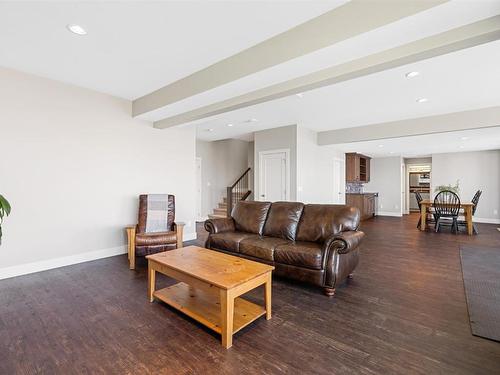 5590 Trestle Ridge Court, Kelowna, BC - Indoor Photo Showing Living Room