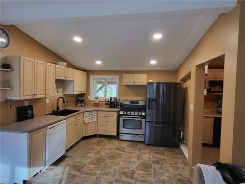 225 Barnes Creek Road, Edgewood, BC - Indoor Photo Showing Kitchen