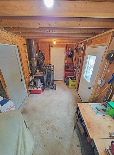 225 Barnes Creek Road, Edgewood, BC - Indoor Photo Showing Garage