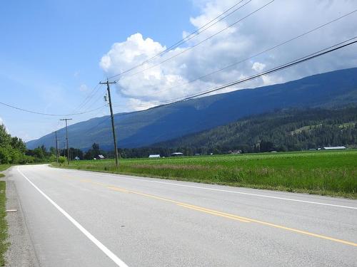 7125 97-A Highway, Grindrod, BC 