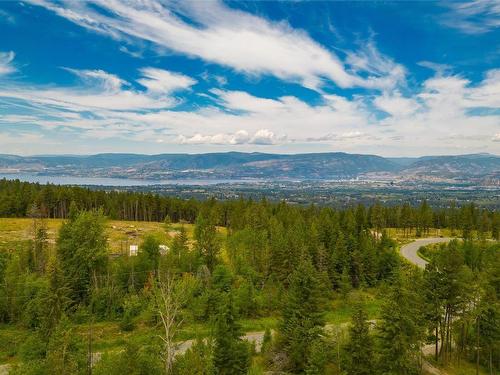 4487 June Springs Road, Kelowna, BC 