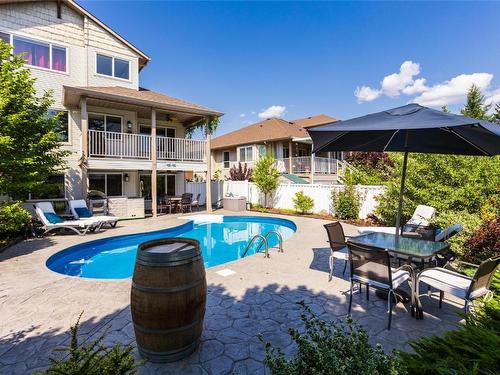 3839 Glen Canyon Drive, West Kelowna, BC - Outdoor With In Ground Pool With Backyard