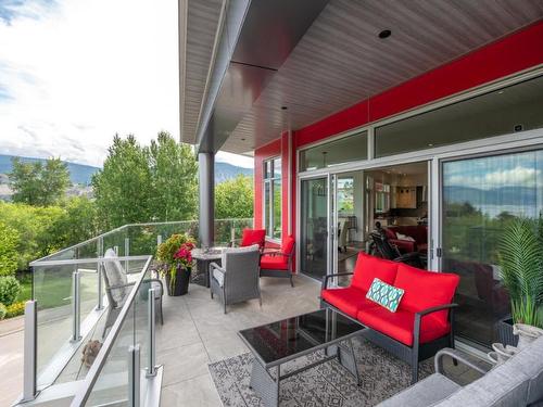 301-88 Lakeshore Drive, Penticton, BC - Outdoor With Deck Patio Veranda With Exterior