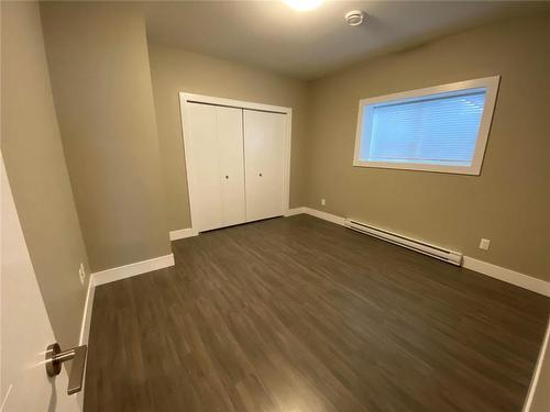 1077 Loseth Drive, Kelowna, BC - Indoor Photo Showing Other Room