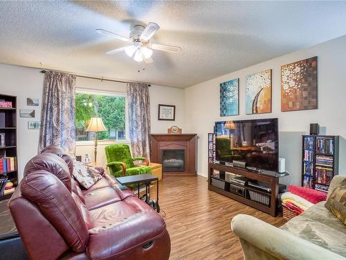 5067 Pybus St, Port Alberni, BC - Indoor Photo Showing Living Room With Fireplace