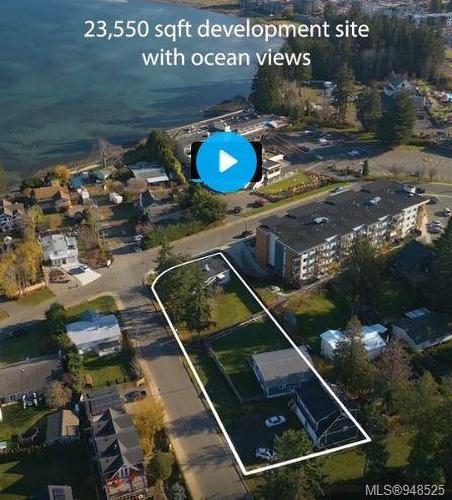 420 Bay Ave, Parksville, BC - 