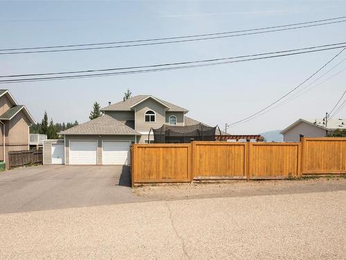 371 Lakewood Road, Vernon, BC - Outdoor