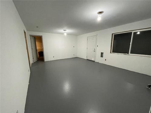 371 Lakewood Road, Vernon, BC - Indoor Photo Showing Other Room