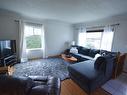 416 Tennis Street, Penticton, BC  - Indoor Photo Showing Living Room 