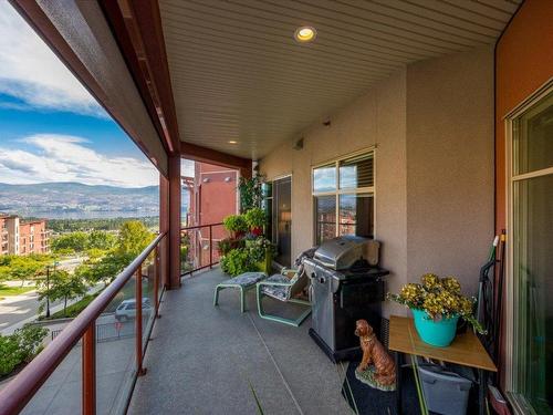 410-3220 Skyview Lane, West Kelowna, BC - Outdoor With Balcony With Exterior