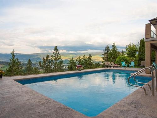 2567 Selkirk Drive, Kelowna, BC - Outdoor With In Ground Pool With View