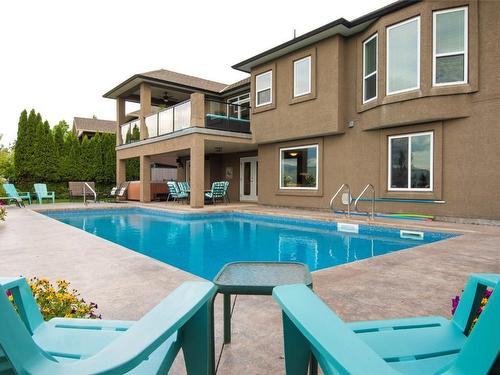 2567 Selkirk Drive, Kelowna, BC - Outdoor With In Ground Pool With Deck Patio Veranda With Exterior