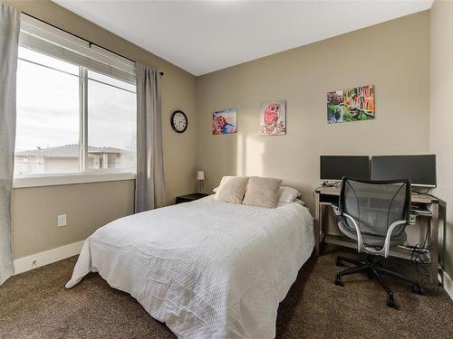 1769 Tower Ranch Drive, Kelowna, BC - Indoor Photo Showing Bedroom