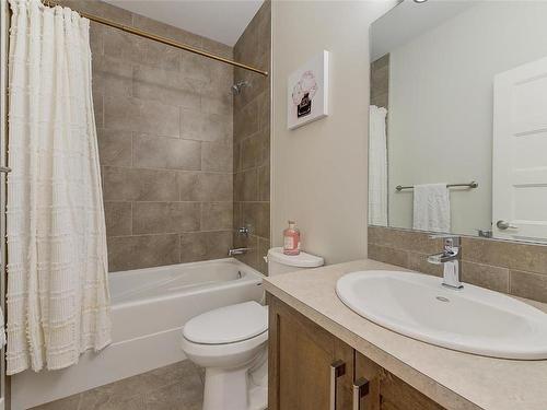 1769 Tower Ranch Drive, Kelowna, BC - Indoor Photo Showing Bathroom