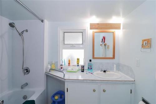 549 Van Horne Street, Penticton, BC - Indoor Photo Showing Bedroom