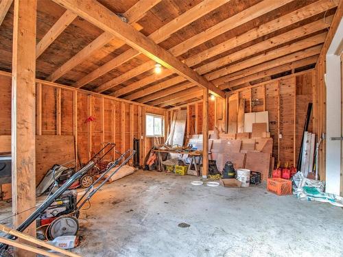 538 North Fork Road, Cherryville, BC - Indoor Photo Showing Garage