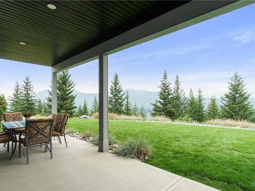 2510 Highlands Drive, Blind Bay, BC - Outdoor With Deck Patio Veranda With Exterior