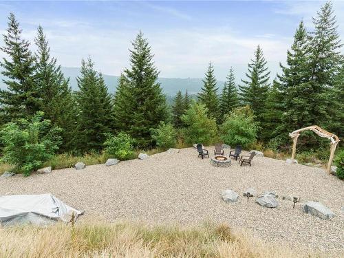 2510 Highlands Drive, Blind Bay, BC - Outdoor